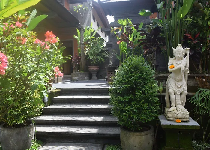 Aura Bisma Guest house
